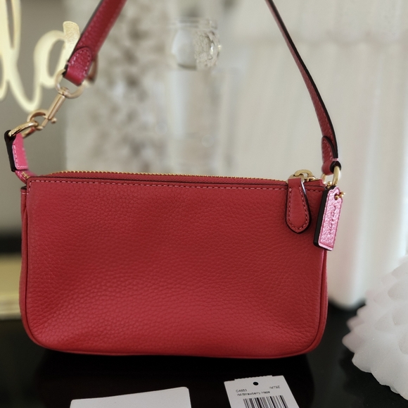 Coach Carriage. NWT. Gorgeous smaller sized raspberry pink pebbled leather bag! - Picture 7 of 8